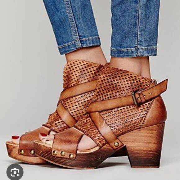 Free People Clog "NEW" - Picture 1 of 16